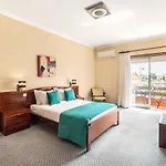 Colmeia Hotel