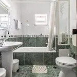 Hotel Colmeia Monte Real