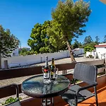 Colmeia Hotel