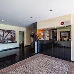 Hotel Colmeia