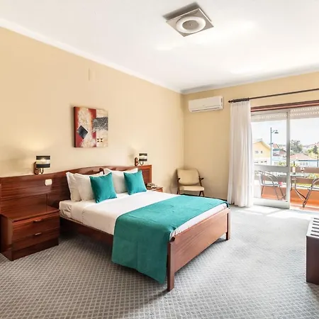 Colmeia Hotel