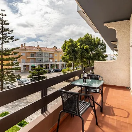 Hotel Colmeia Monte Real