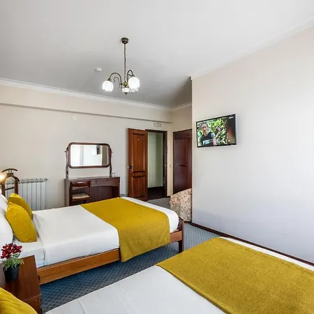 Colmeia Hotel 3*
