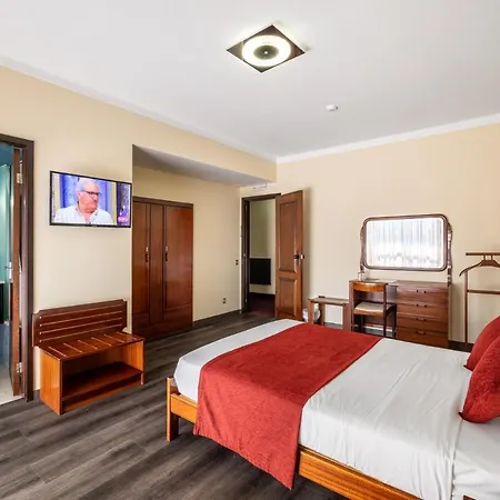 Colmeia Hotel 3*