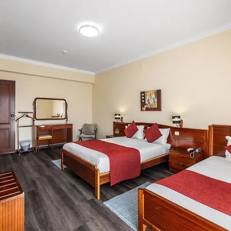 Hotel Colmeia