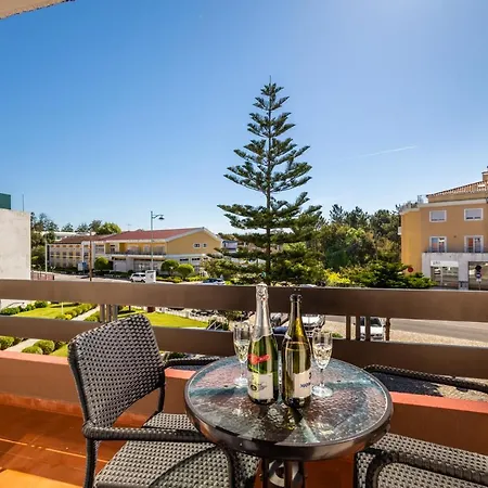 Hotel Colmeia Monte Real