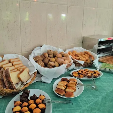 Colmeia Hotel Monte Real