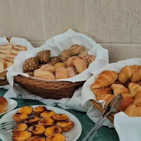 Colmeia Hotel