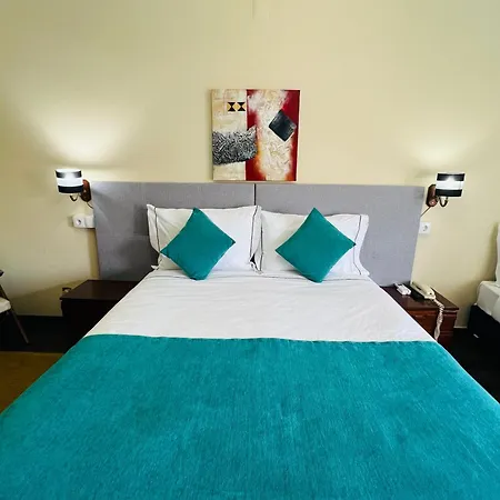 Colmeia Ξενοδοχείο Monte Real