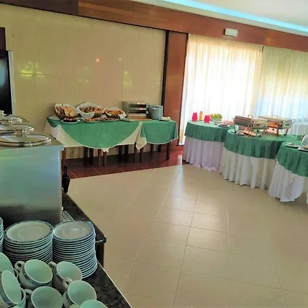 Colmeia Hotel Monte Real