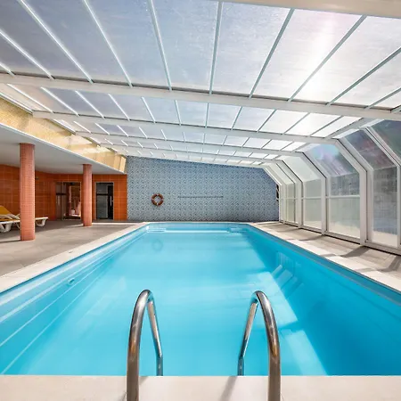 Hotel Colmeia Monte Real