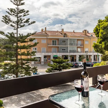 Colmeia 3* Monte Real