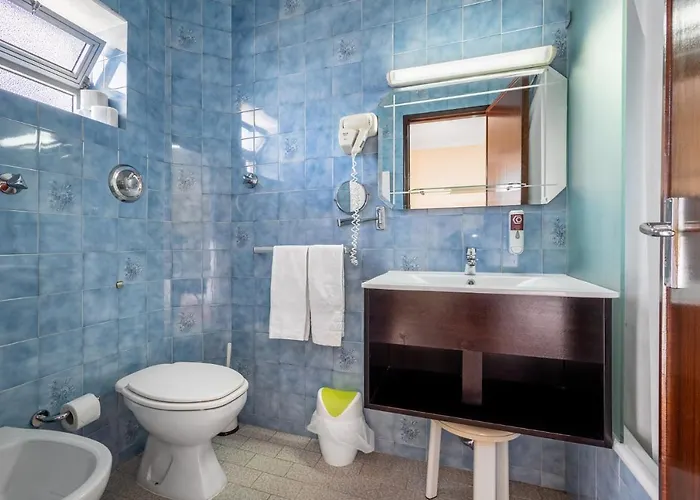 Colmeia Hotell 3*