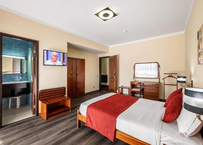 Colmeia Hotell 3*